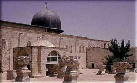 تم فتح بيت المقدس في عهد الخليفة عمر بن الخطاب عام